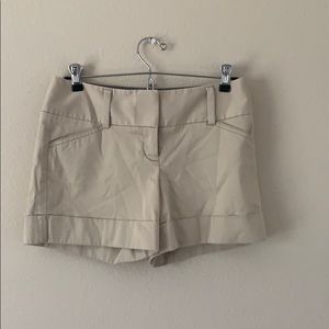🌿3/$12 Express khaki shorts